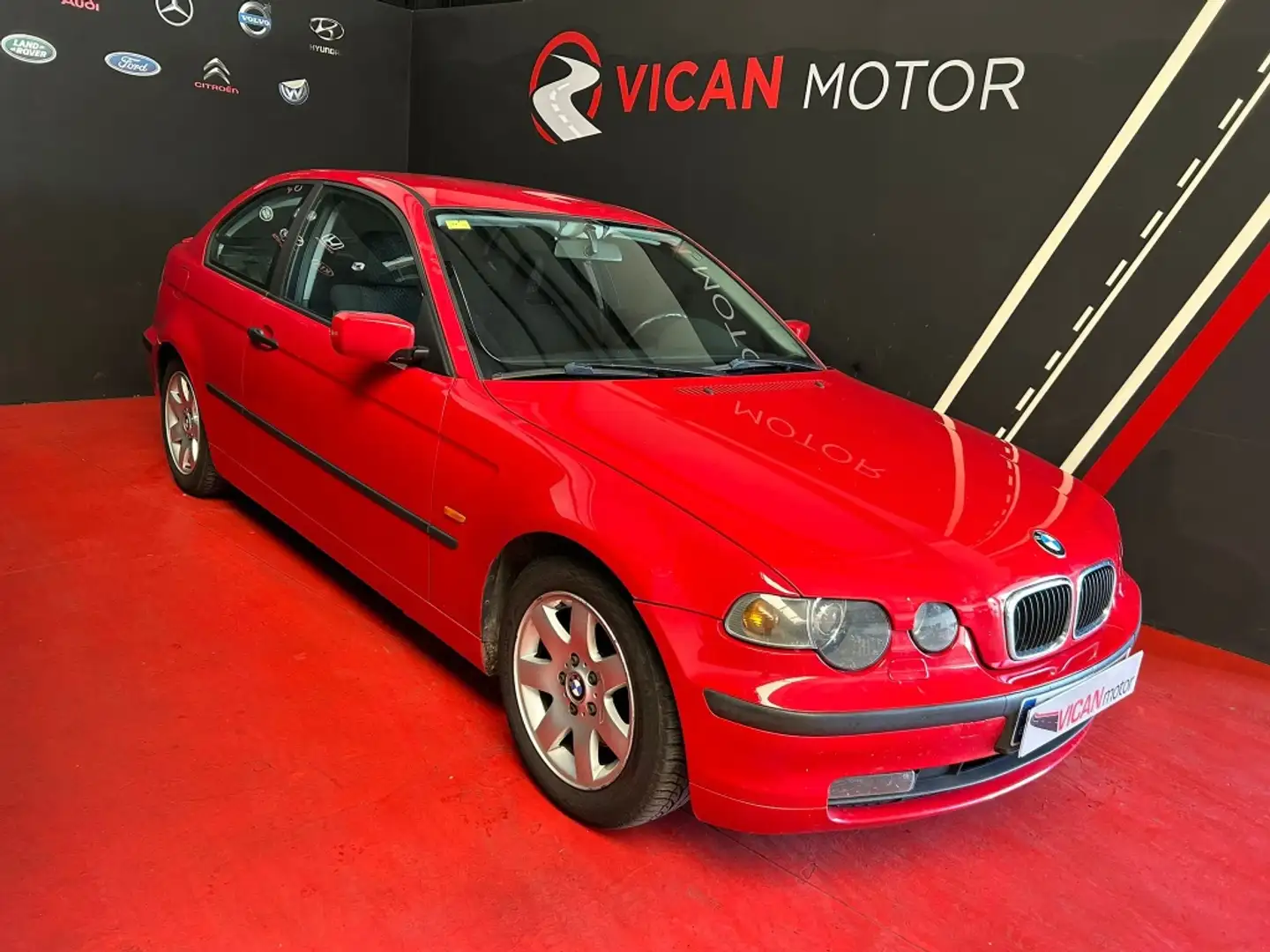 BMW 320 td Compact - 1