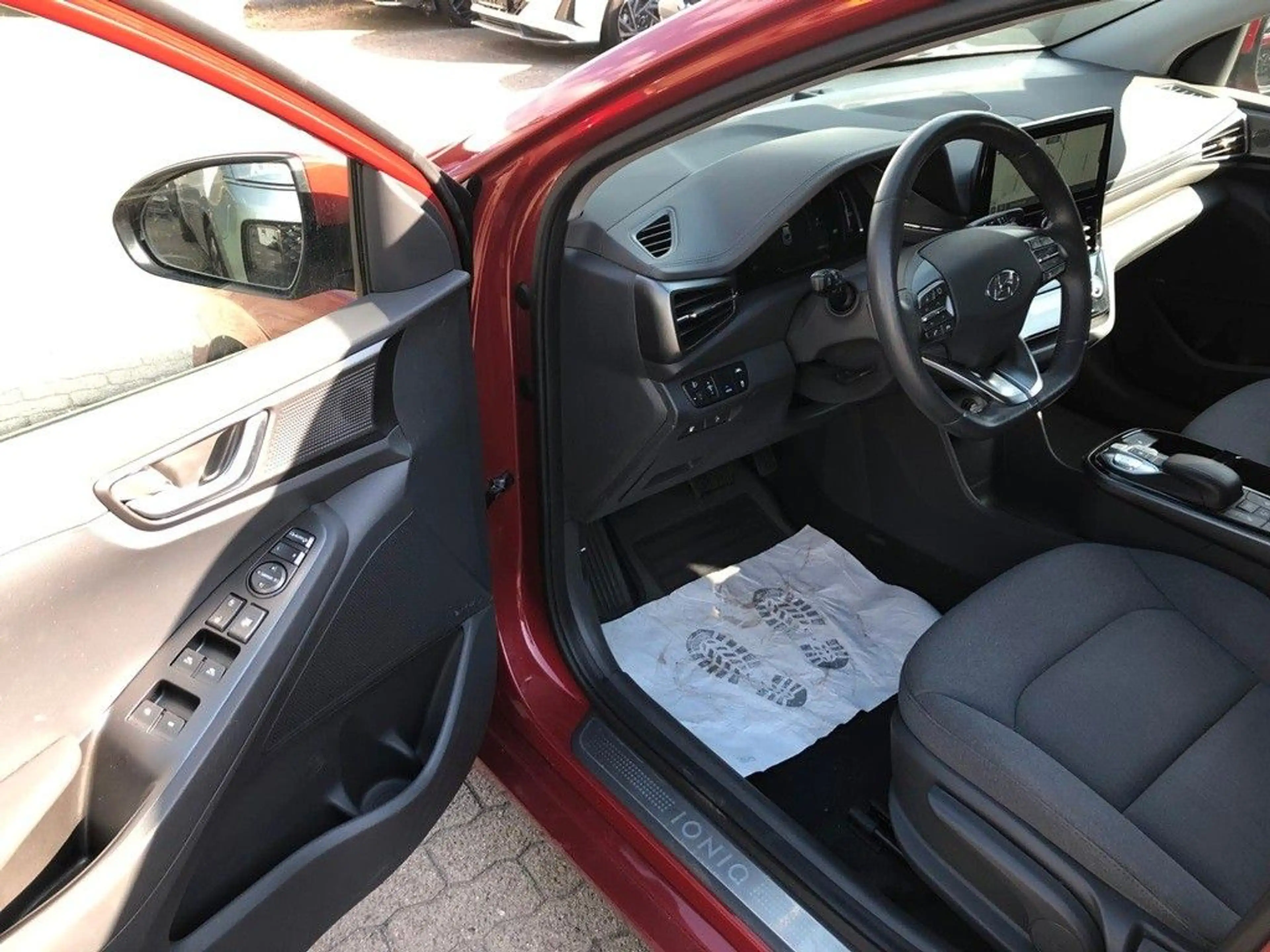 Hyundai IONIQ Elektro Navi/Style — photo 7