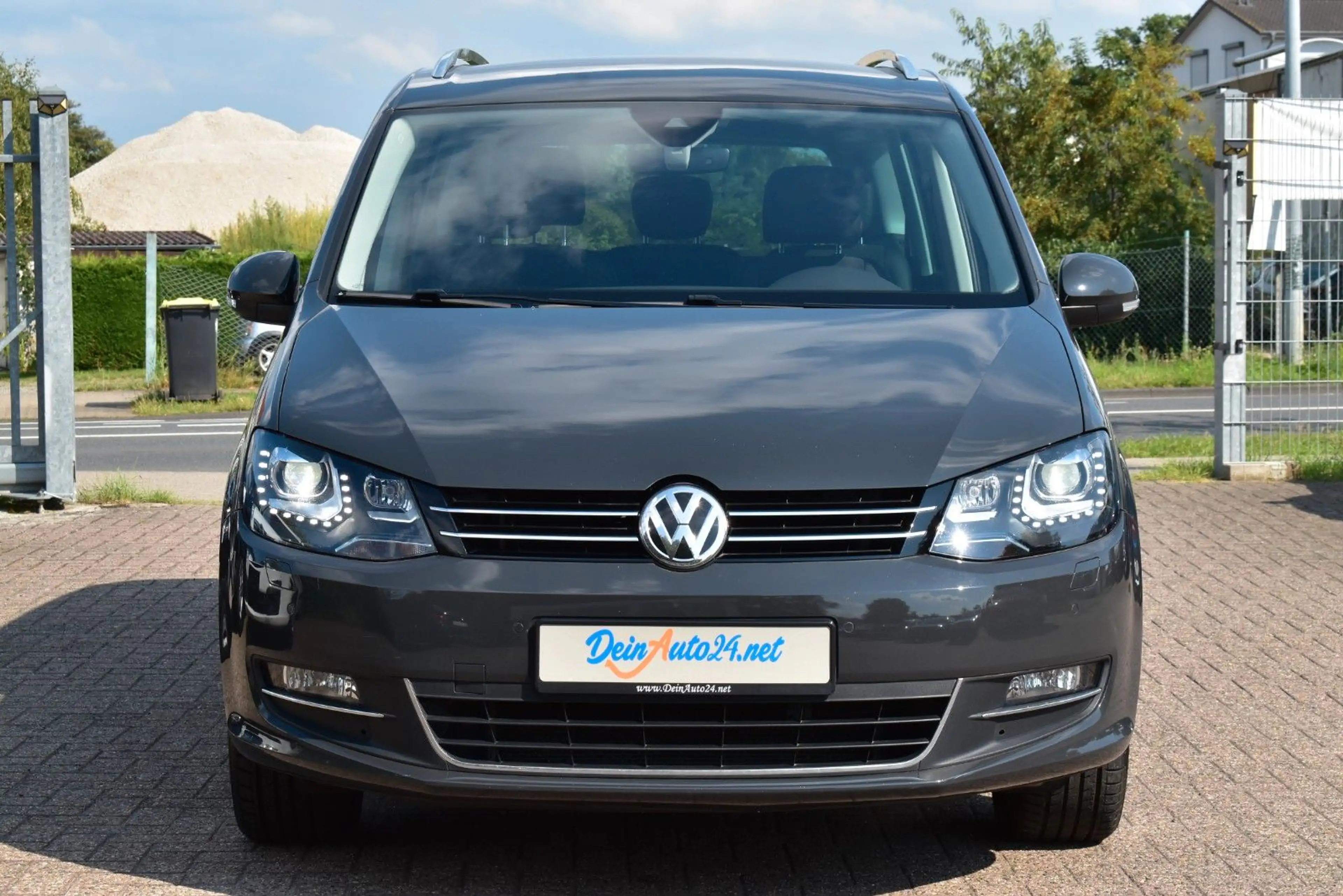 Volkswagen Sharan 2.0 TDI DSG Highline Bi-Xenon|Navi|ACC|BT — photo 2