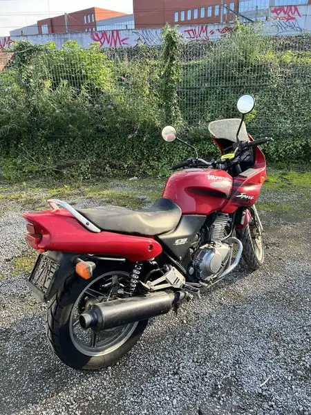 Honda CB 500 F - foto 4