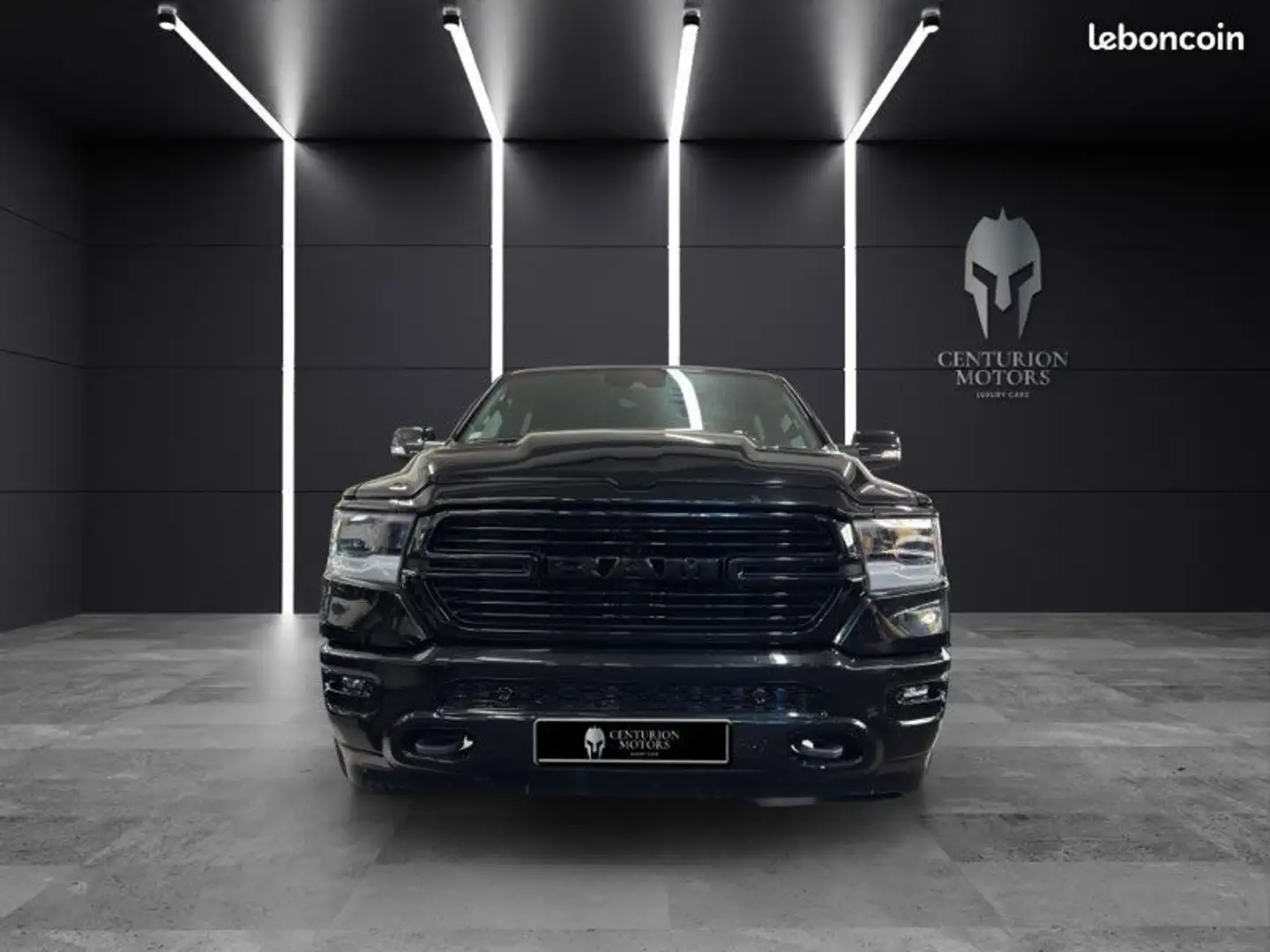 Dodge RAM 5.7 1500 hemi laramie edition Zwart - 2