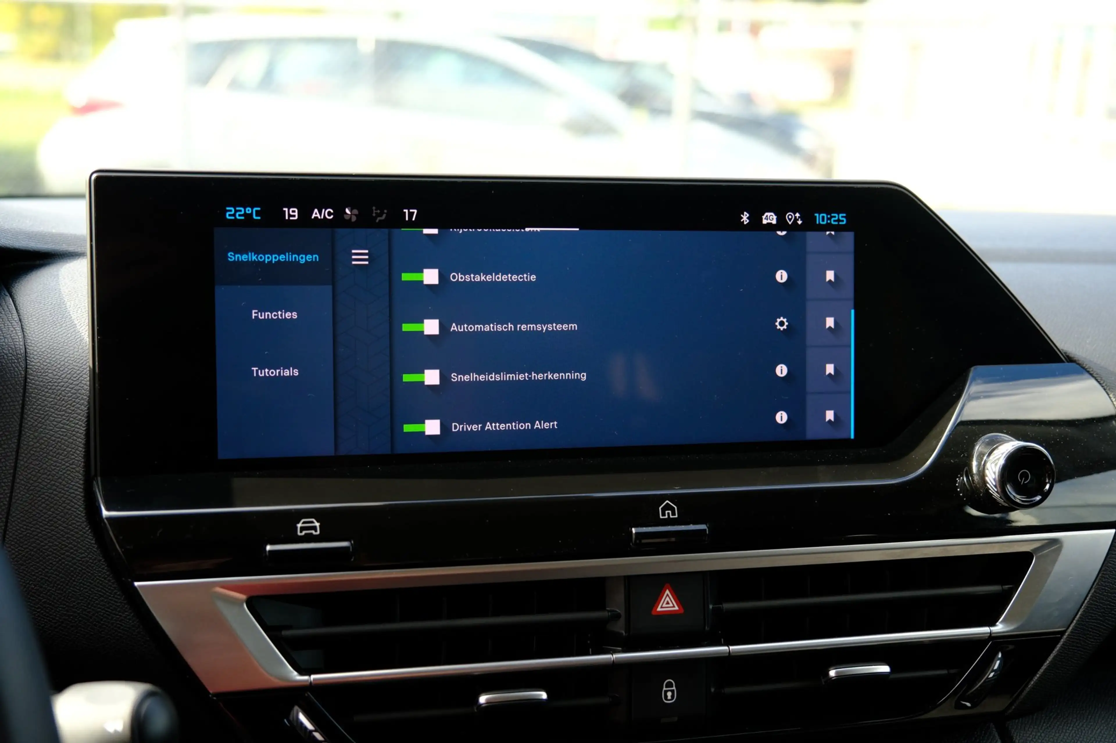 Citroen E-C4 X Feel Pack 50 kWh Aut. Navi|Cam|CarPlay|LMV — photo 20