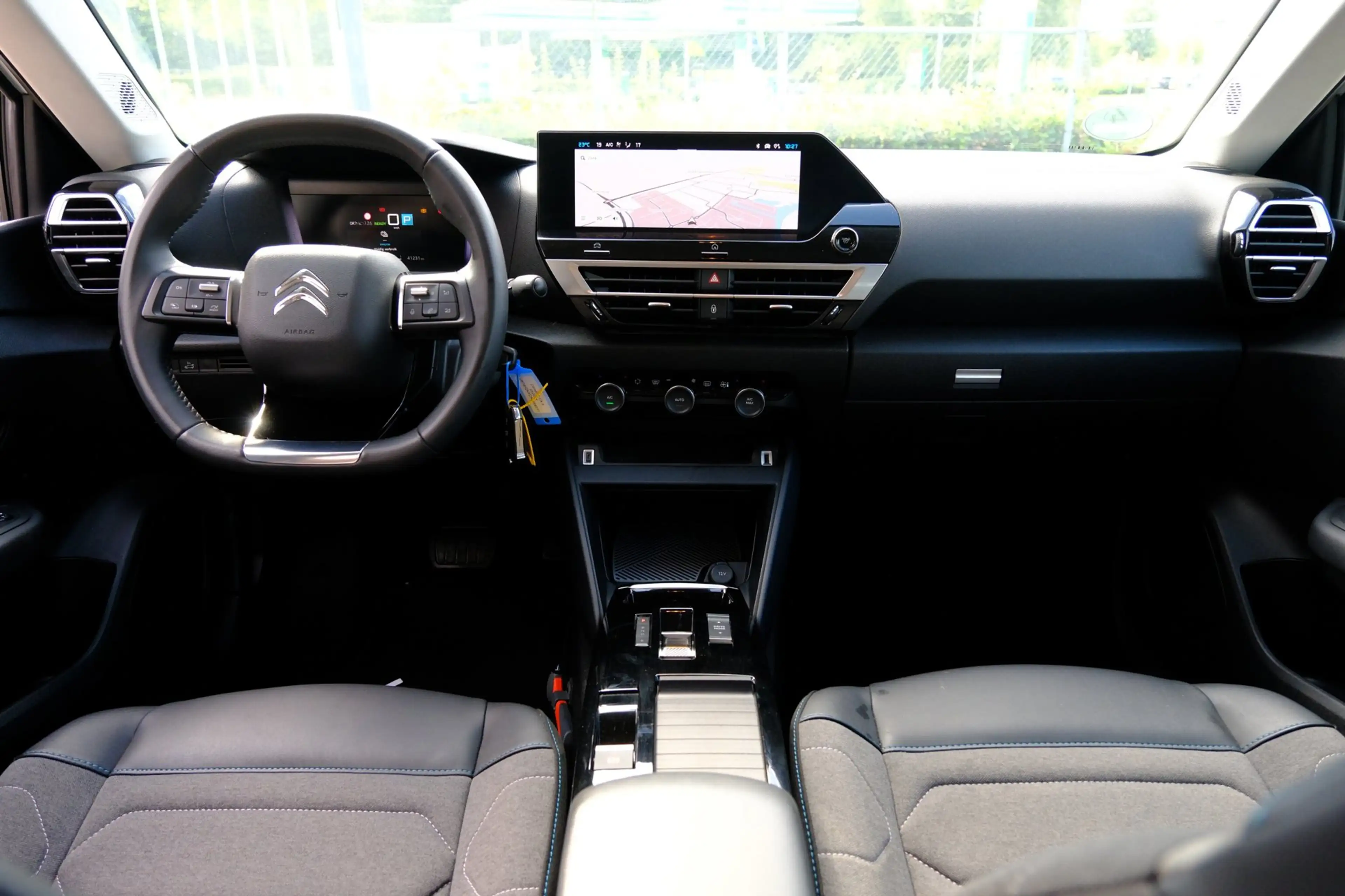 Citroen E-C4 X Feel Pack 50 kWh Aut. Navi|Cam|CarPlay|LMV — photo 11