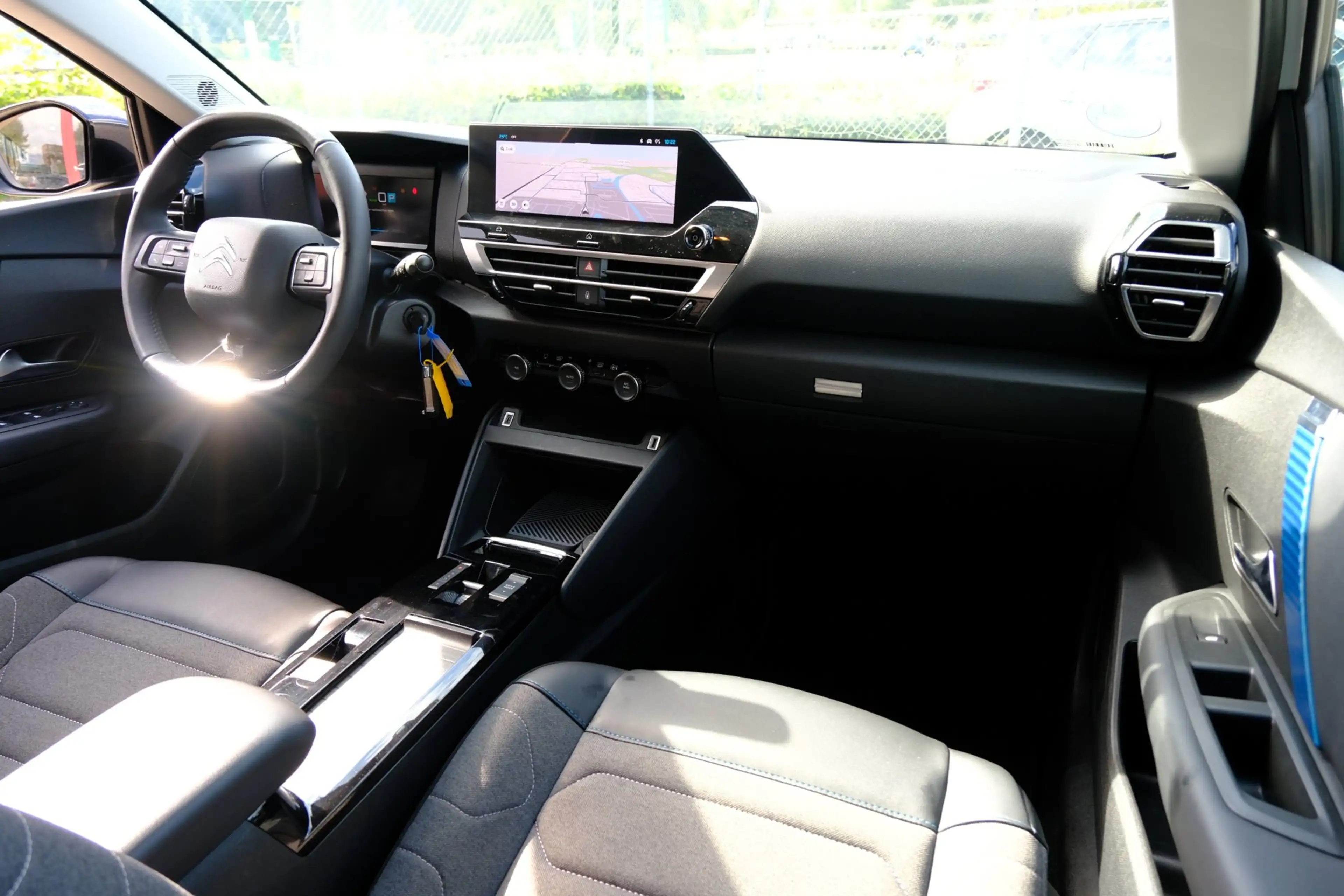 Citroen E-C4 X Feel Pack 50 kWh Aut. Navi|Cam|CarPlay|LMV — photo 5