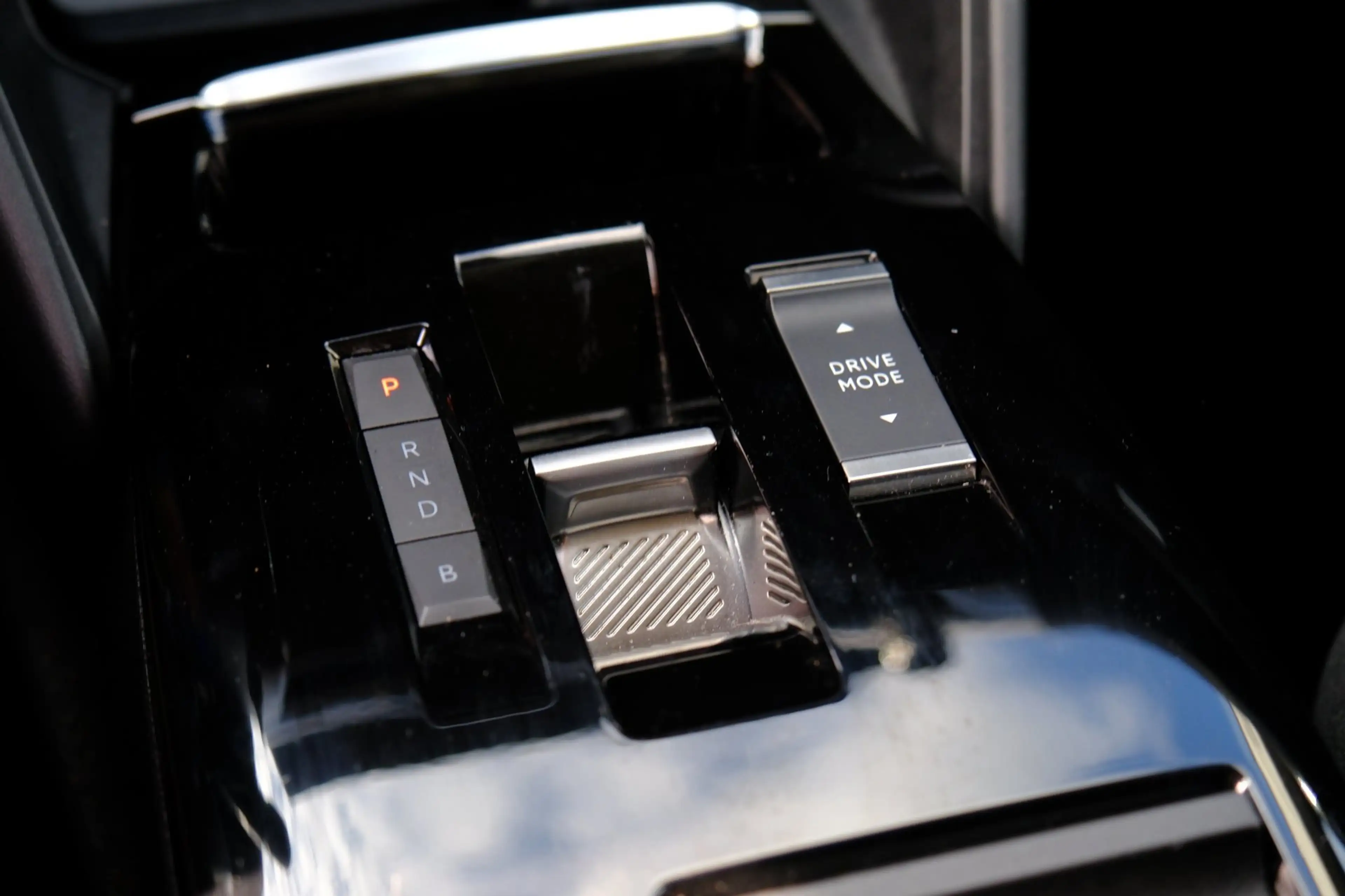 Citroen E-C4 X Feel Pack 50 kWh Aut. Navi|Cam|CarPlay|LMV — photo 25
