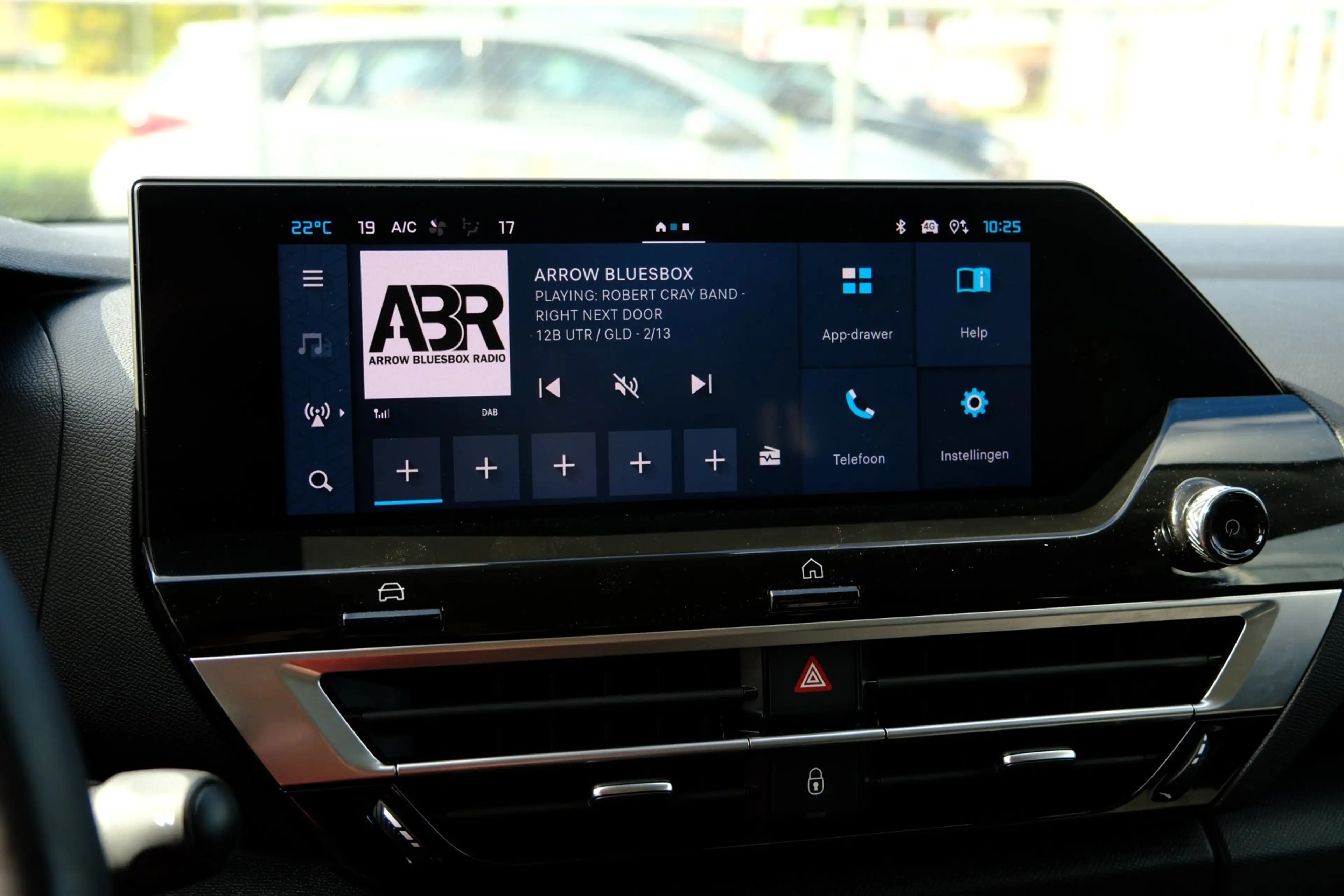 Citroen E-C4 X Feel Pack 50 kWh Aut. Navi|Cam|CarPlay|LMV — photo 21