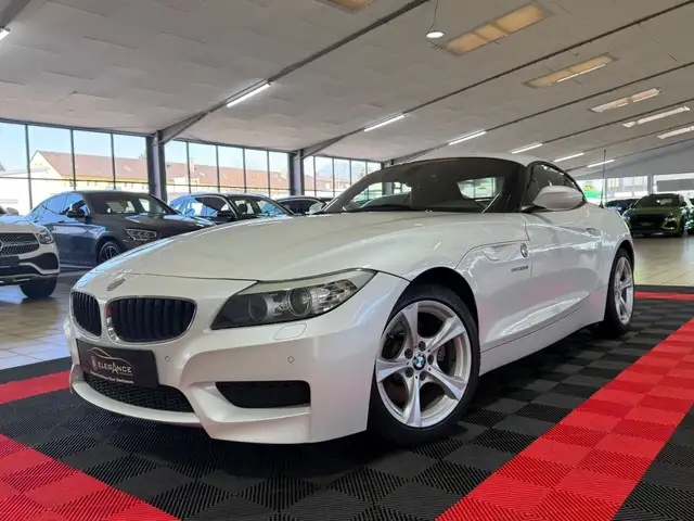 BMW Z4 Roadster sDrive 28i*M-PAKET*LEDER*PDC