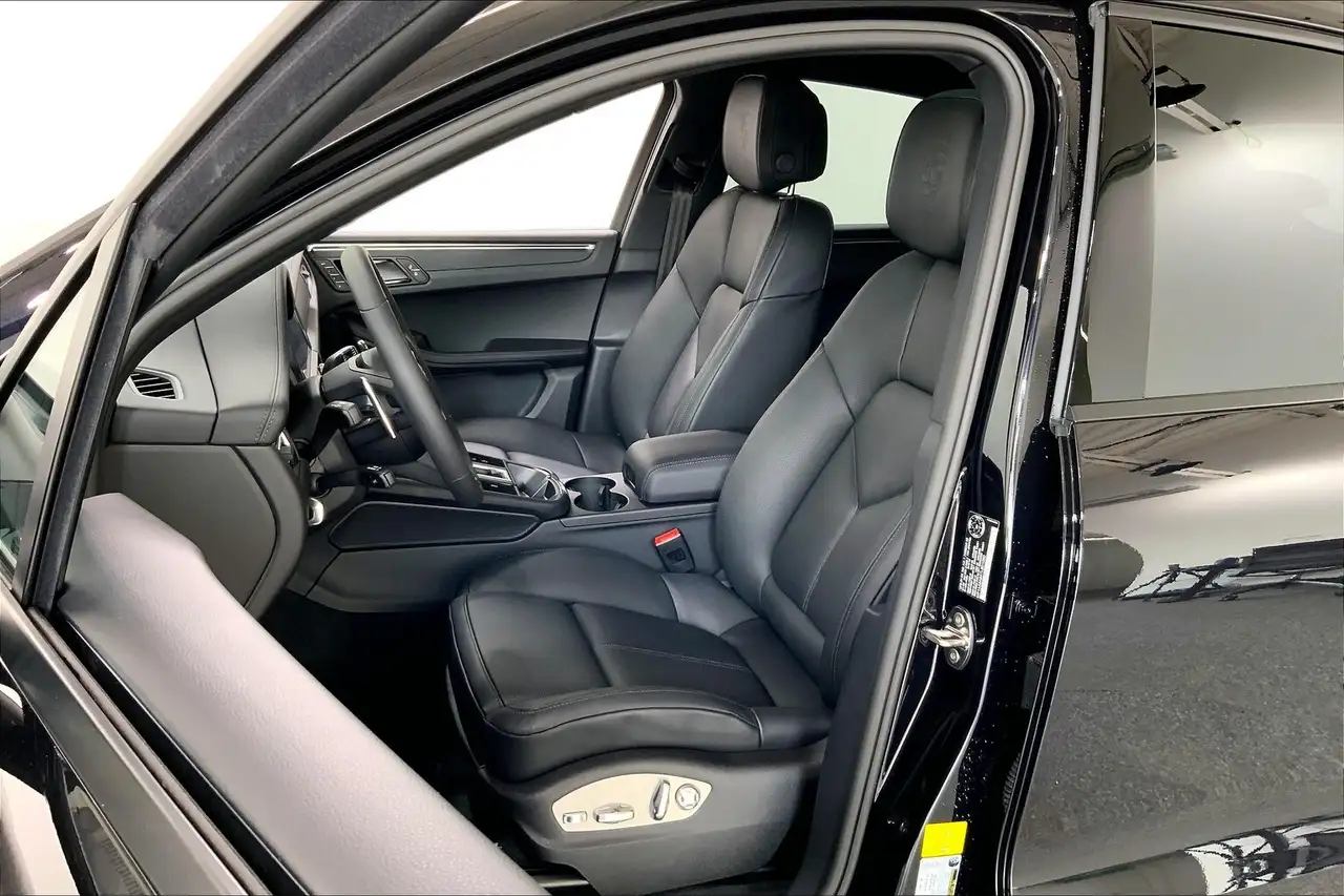 Porsche Macan снимка Porsche Macan