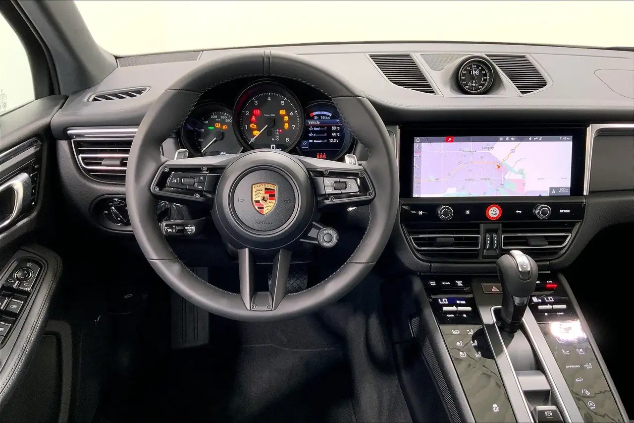 Porsche Macan снимка Porsche Macan