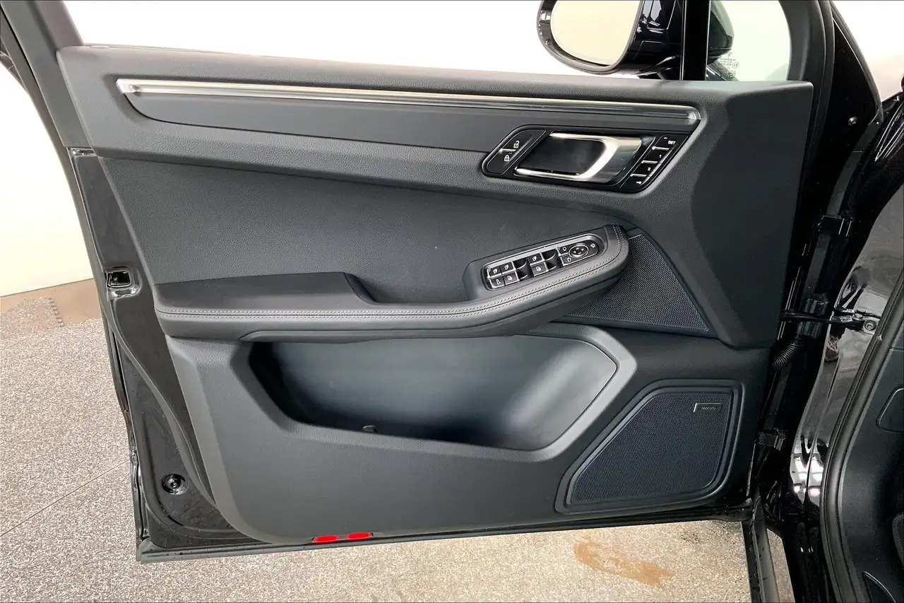 Porsche Macan снимка Porsche Macan