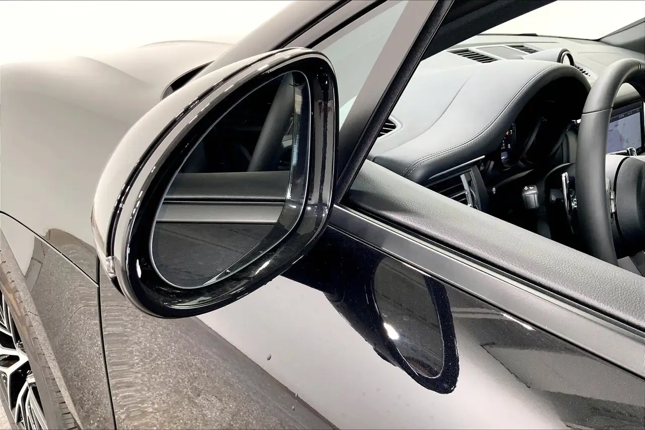 Porsche Macan снимка Porsche Macan