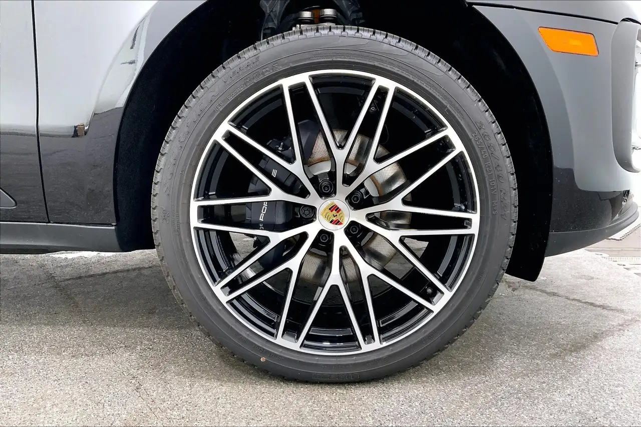 Porsche Macan снимка Porsche Macan