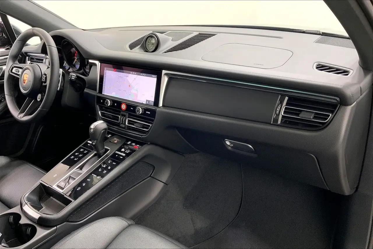 Porsche Macan снимка Porsche Macan
