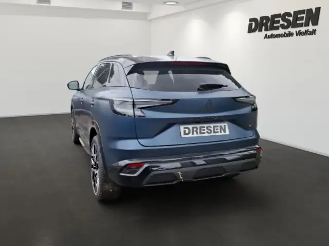 Renault Austral view 4