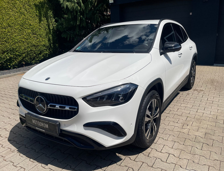 Mercedes-Benz GLA 200 Edition Progressive 360 Kamera Keyless — photo 4