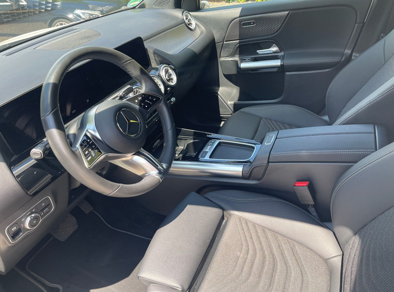 Mercedes-Benz GLA 200 Edition Progressive 360 Kamera Keyless — photo 9