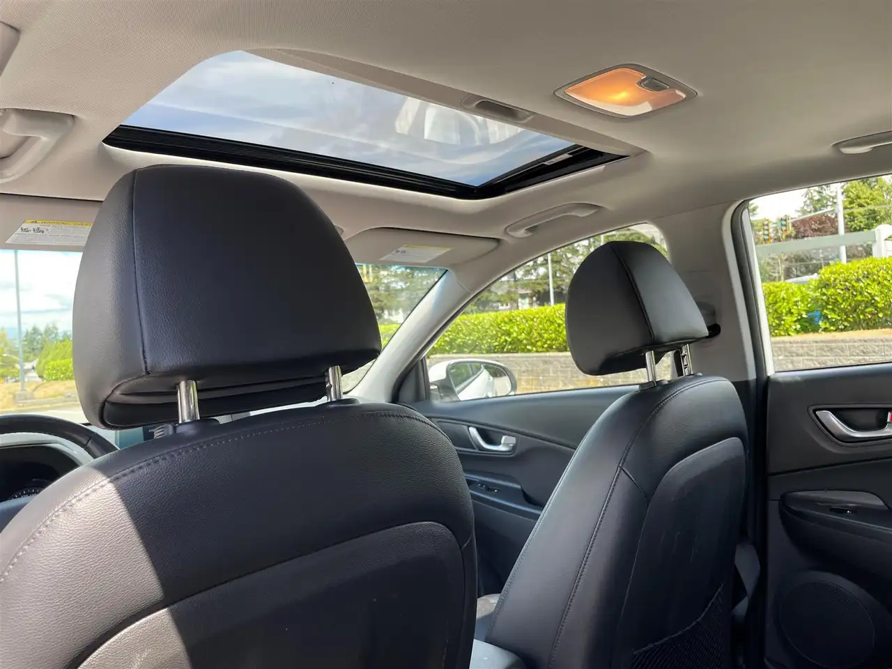 Hyundai KONA снимка Hyundai KONA