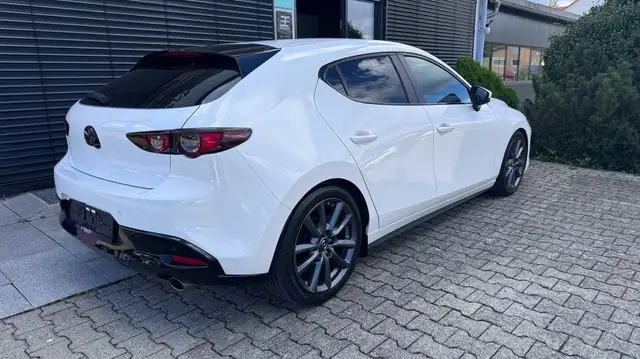 Mazda Basis view 7