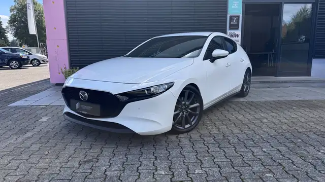 Mazda Basis main image