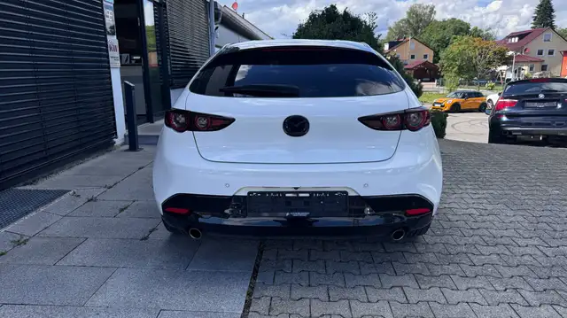Mazda Basis view 6