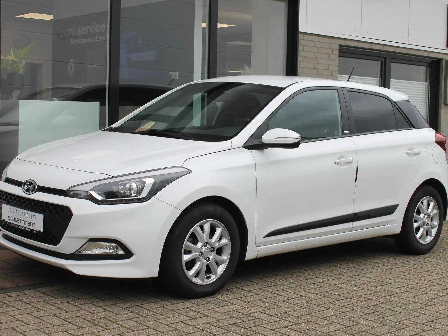 Hyundai i20 Passion *1Hand *Klima *PDC *FSE *Euro6 *Garantie Blanc - 1