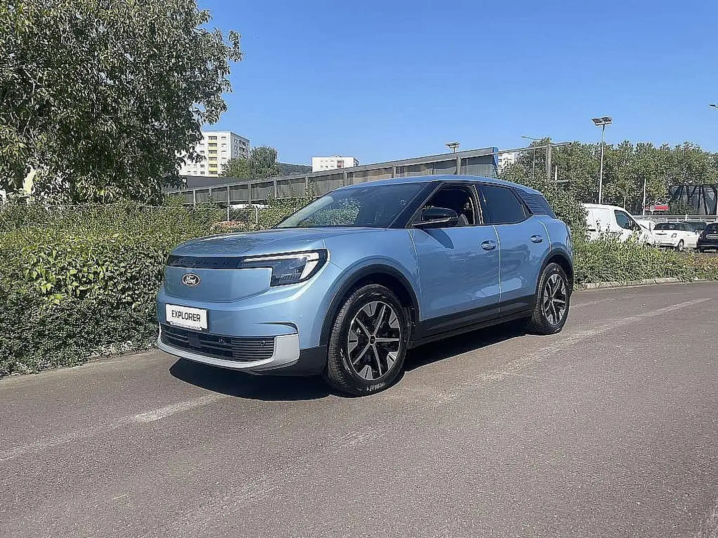 Ford Explorer Elektro 77kWh Bleu - 1