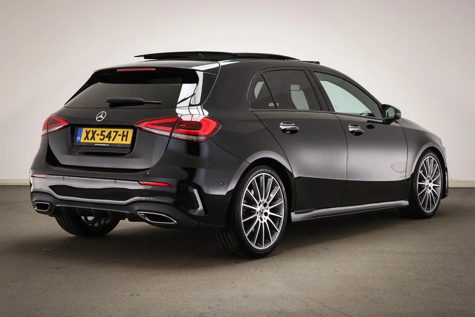 Mercedes-Benz A 250 Premium AMG Line | PANORAMADAK | DAB | CAMERA Noir - 2