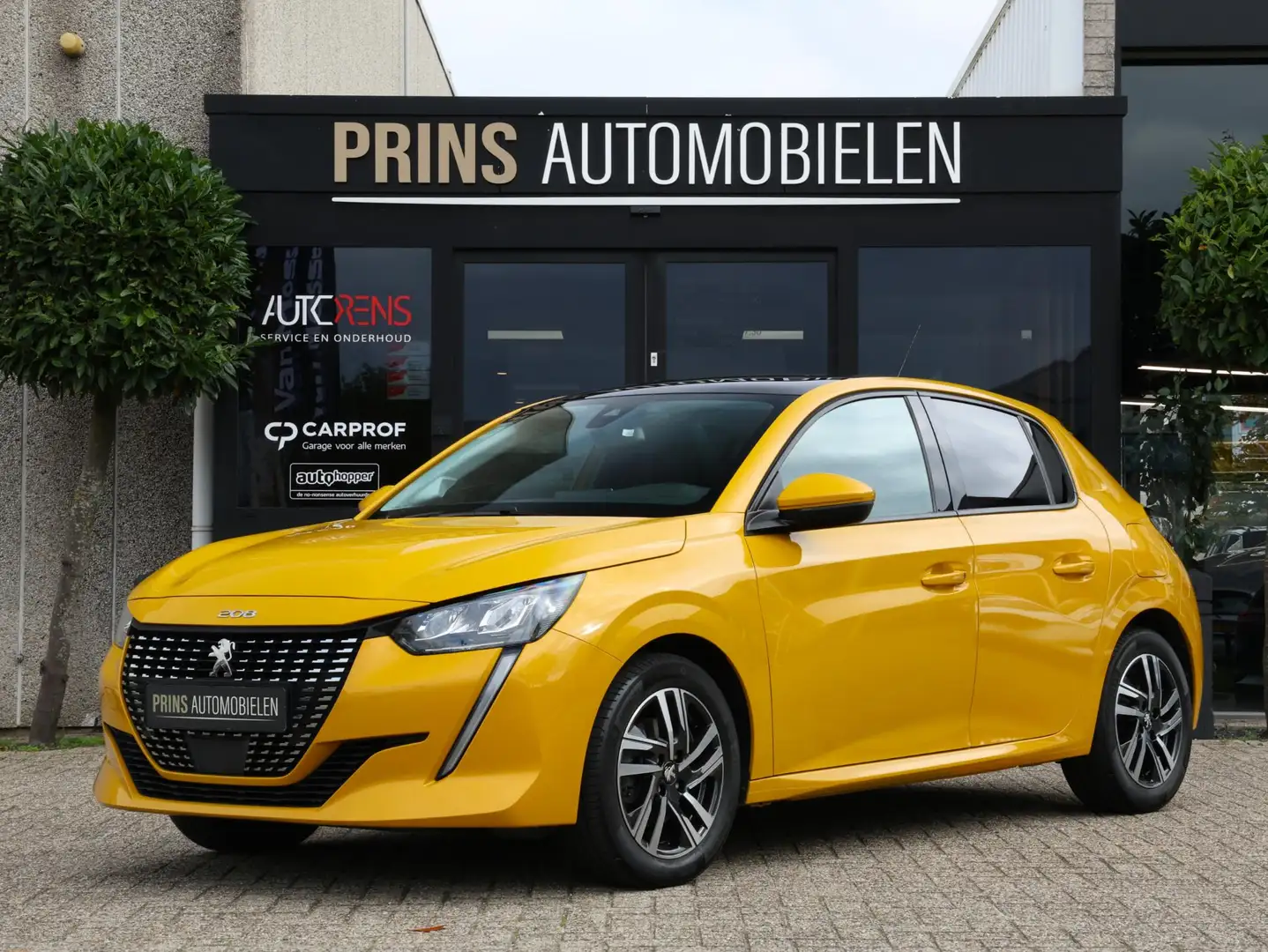 Peugeot 208 1.2 101PK Allure|Pano|Carplay|360|Adapt.cr. - 1