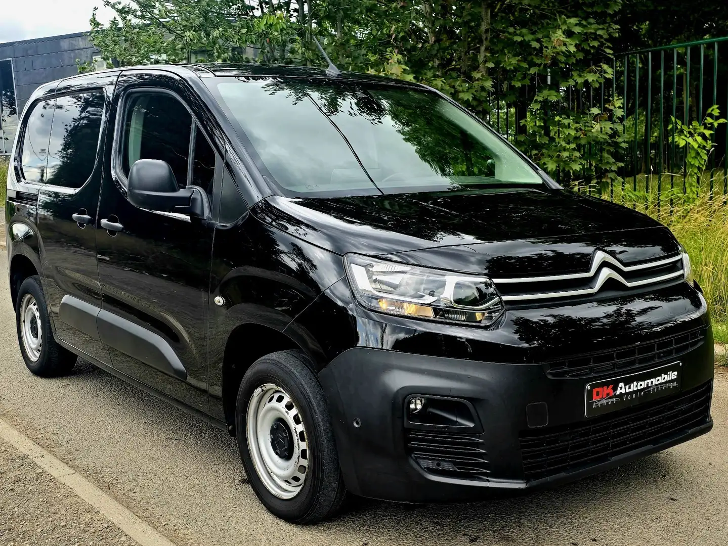 Citroen Berlingo 1.5HDi * 3 PLACES * AIRCO * NAVI * GARANTIE * * Noir - 1