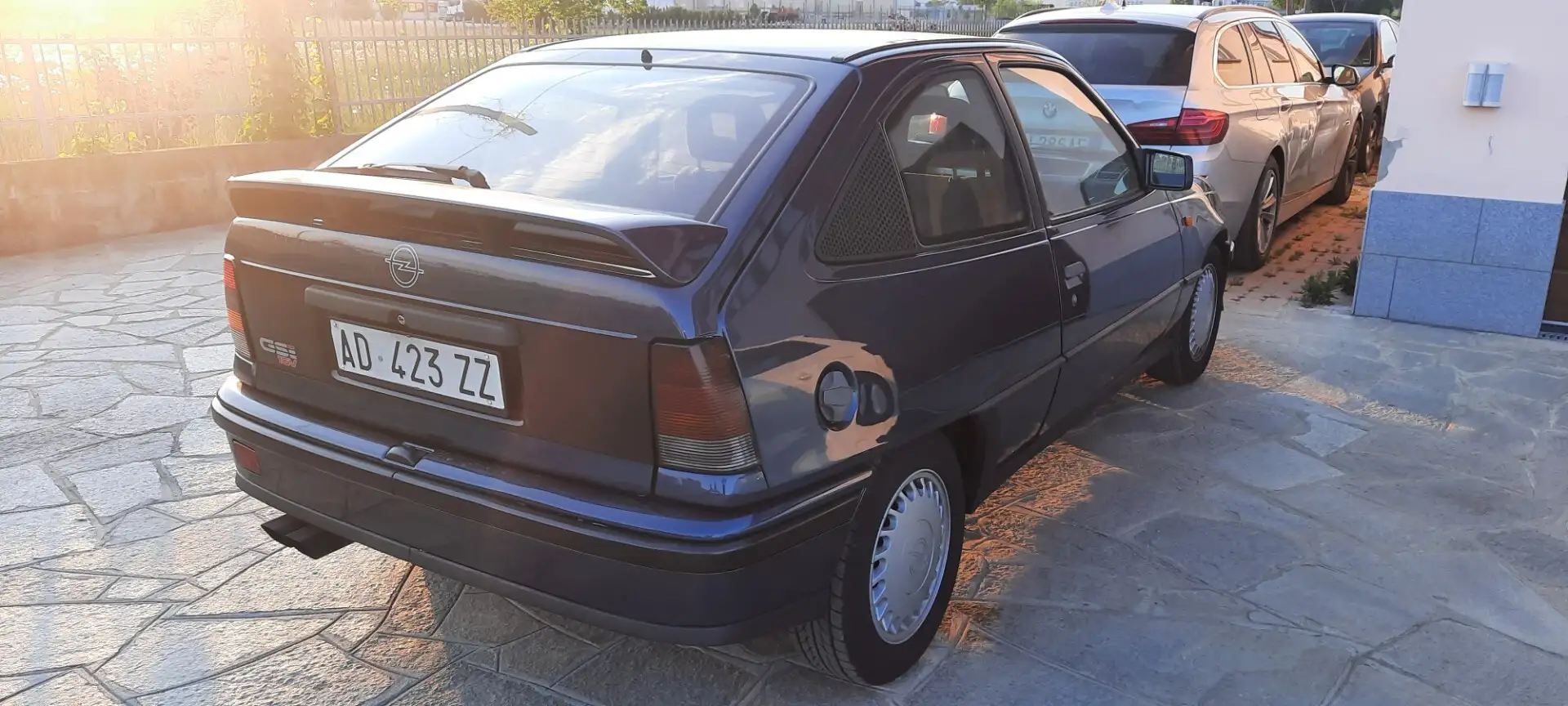 Opel Kadett 2.0 16V 3 porte GSi Bleu - 2