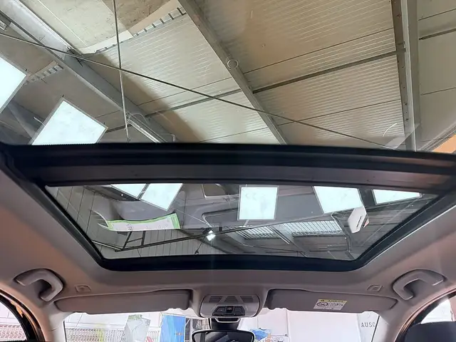 BMW 2 Series view 5