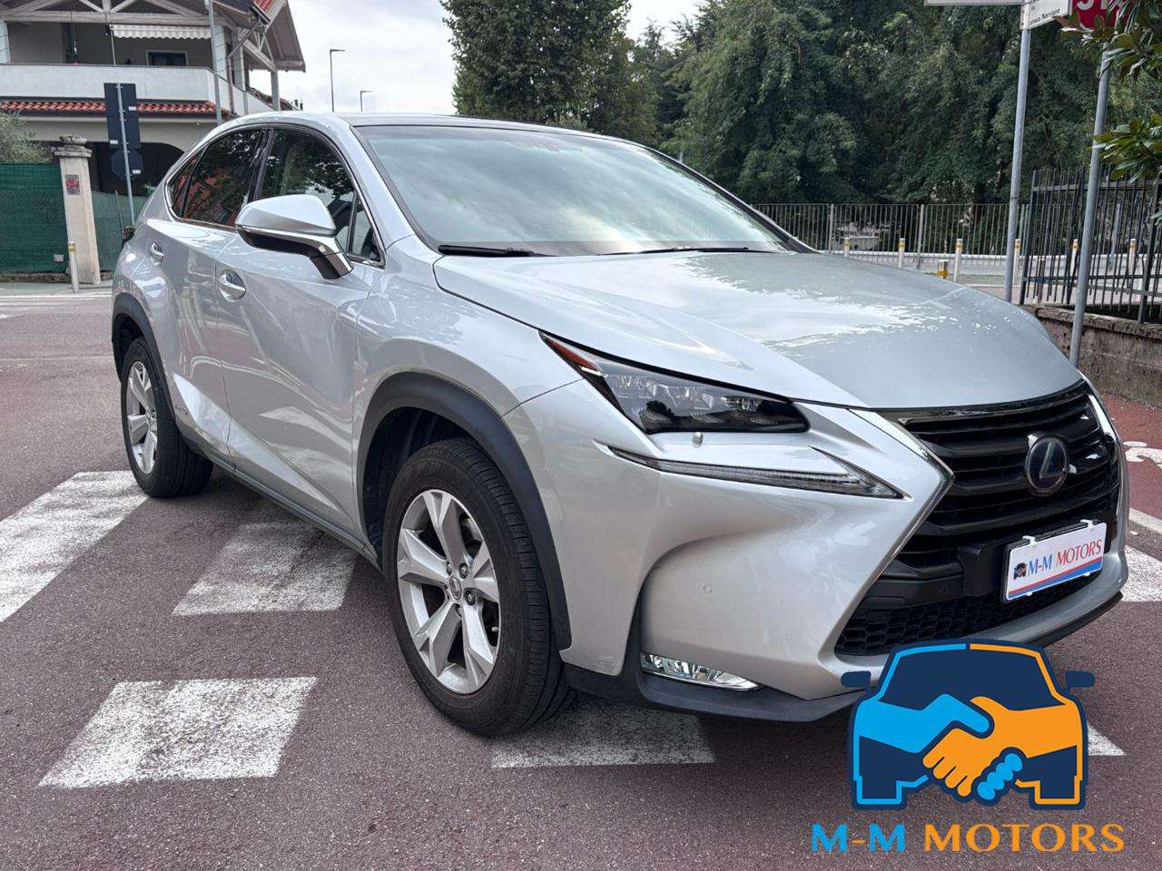 Lexus NX 300 Hybrid 4WD Luxury