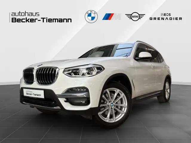BMW X3 xDrive30i ZA Luxury Line BP Prof/ LED/ Parking Ass