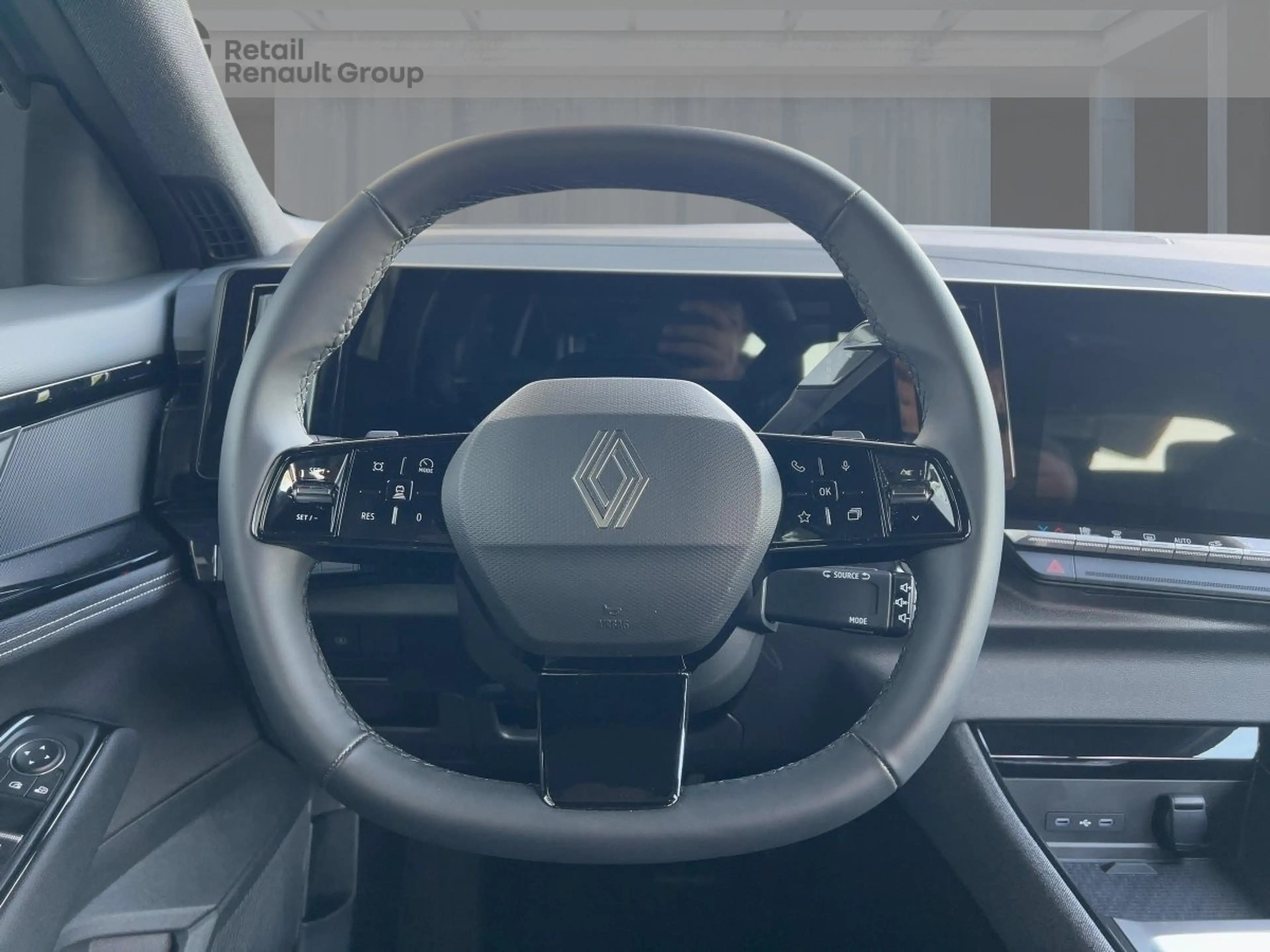 Renault Austral Evolution Full Hybrid E-Tech 200 — photo 11
