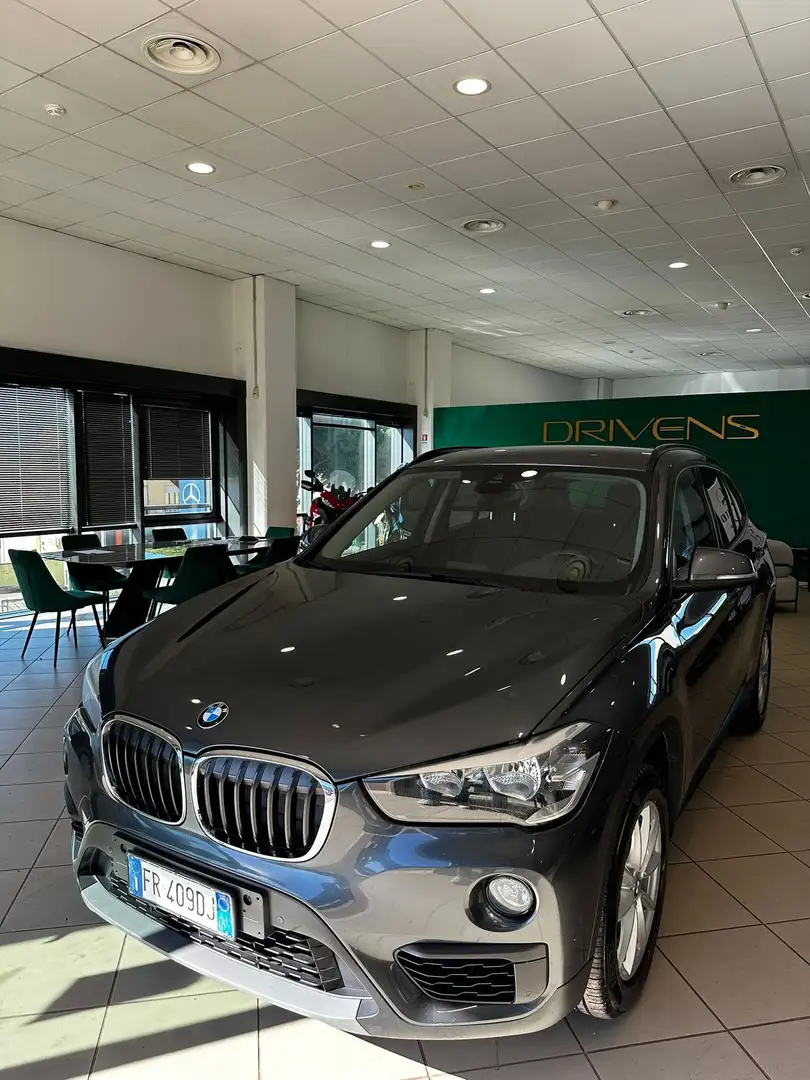 BMW X1 X1 sDrive18d Business Blu/Azzurro - 2