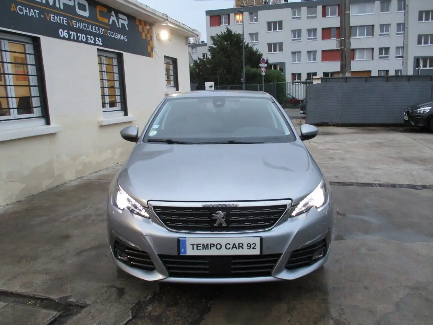 Peugeot 308 BlueHDi 130ch SetS EAT8 Allure Business Gris - 2