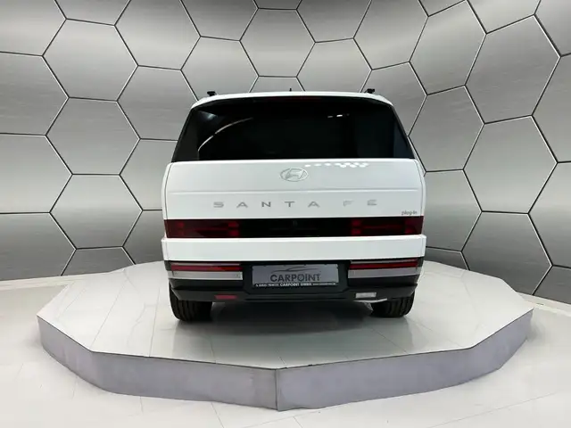 Hyundai Santa FE view 5