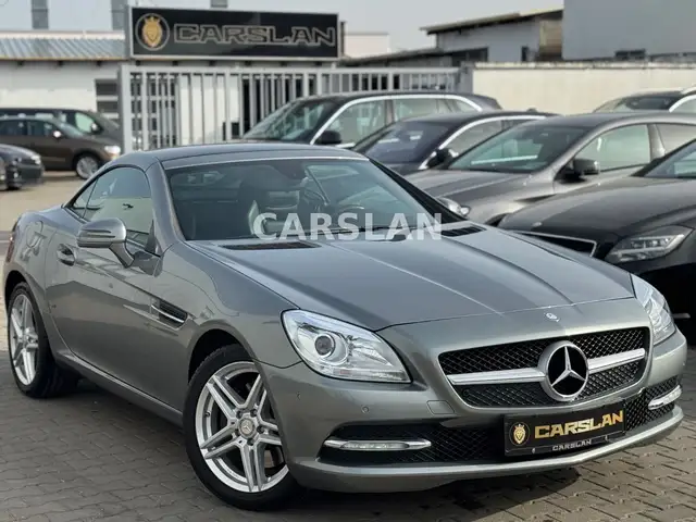 Mercedes-Benz SLK 250 CDI LED+NAVI+AIRSCARF+LEDER+SHZ+PDC+PANO
