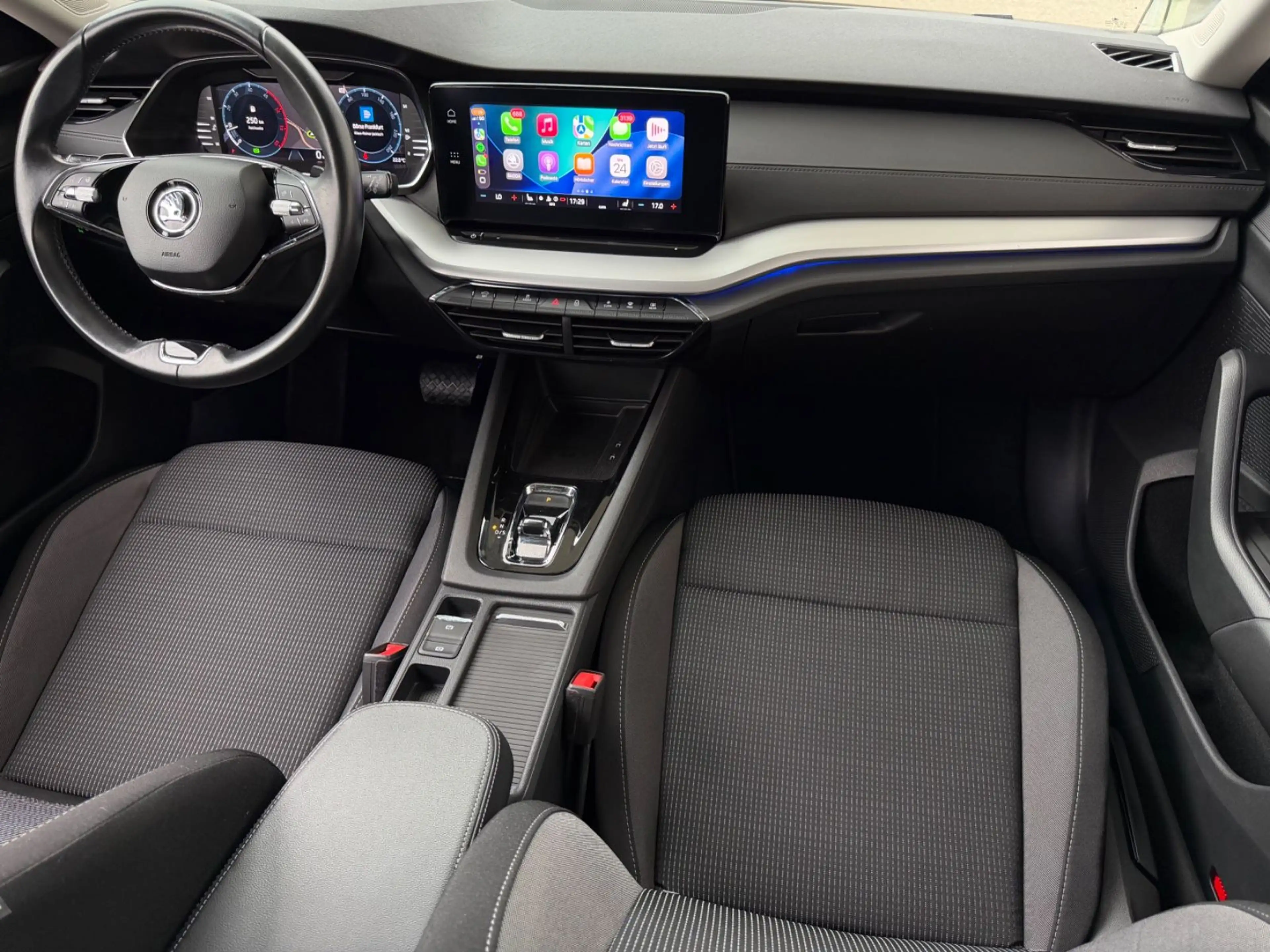 Skoda Octavia Combi Ambition*AUTOMATIK*AMBIENTE*AHK* — photo 12