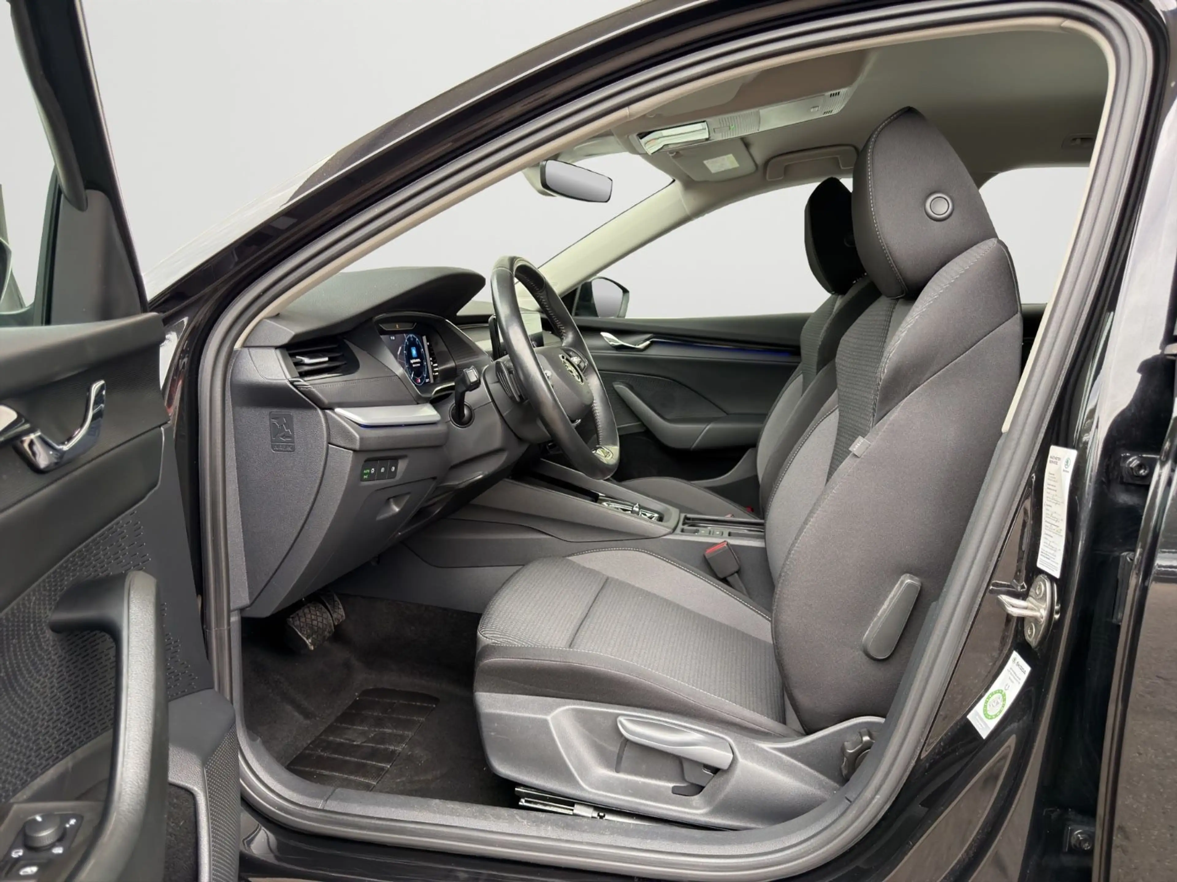 Skoda Octavia Combi Ambition*AUTOMATIK*AMBIENTE*AHK* — photo 4