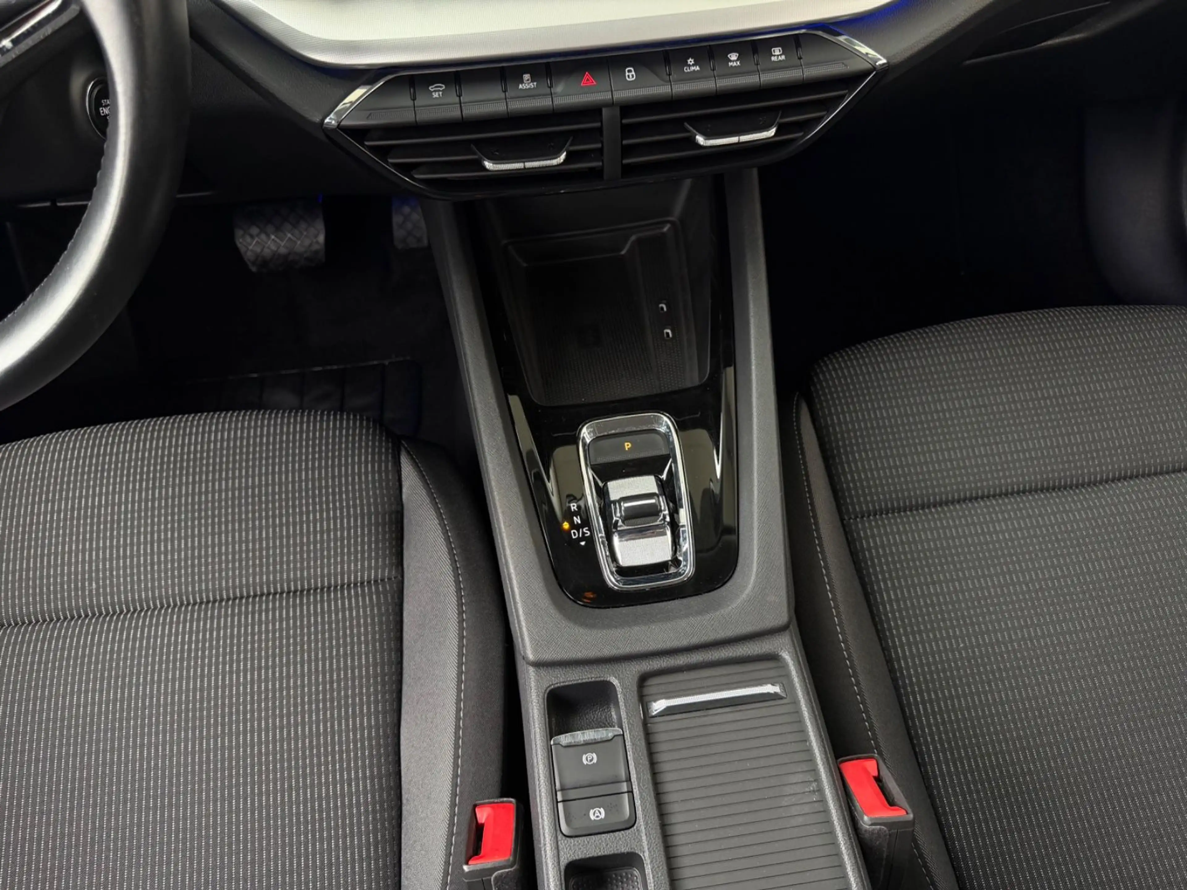 Skoda Octavia Combi Ambition*AUTOMATIK*AMBIENTE*AHK* — photo 10