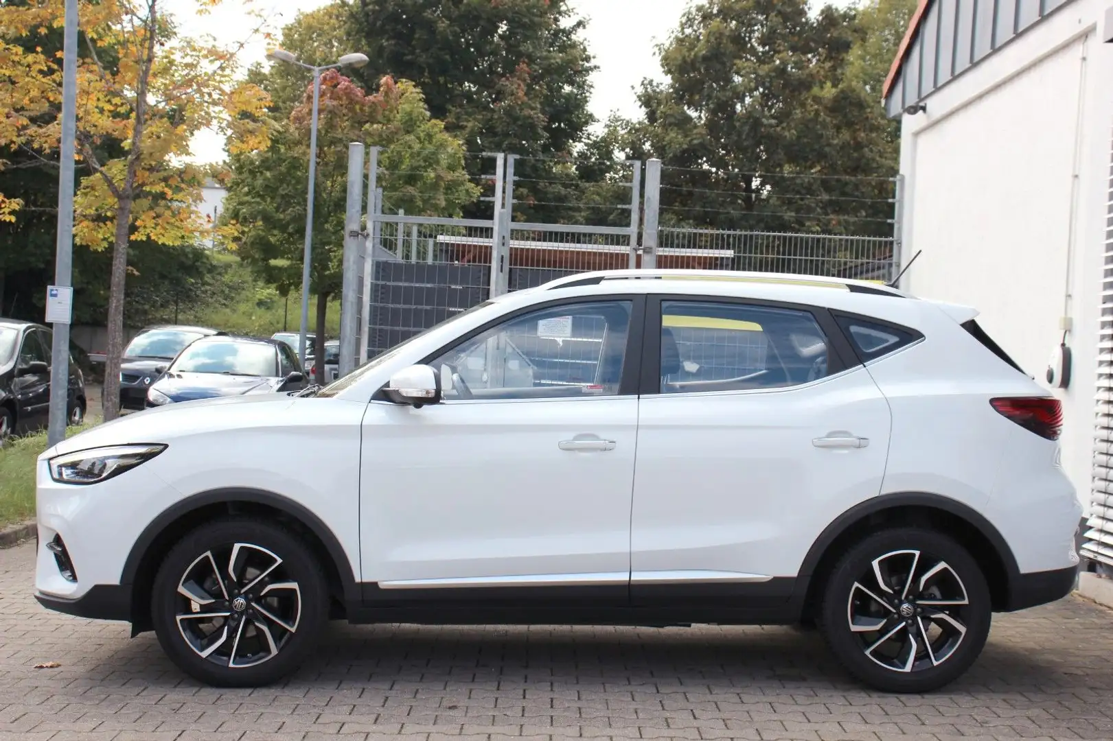 MG ZS 1.5i # Luxury # Navi # 360°Kamera # LED # Alu Weiß - 2