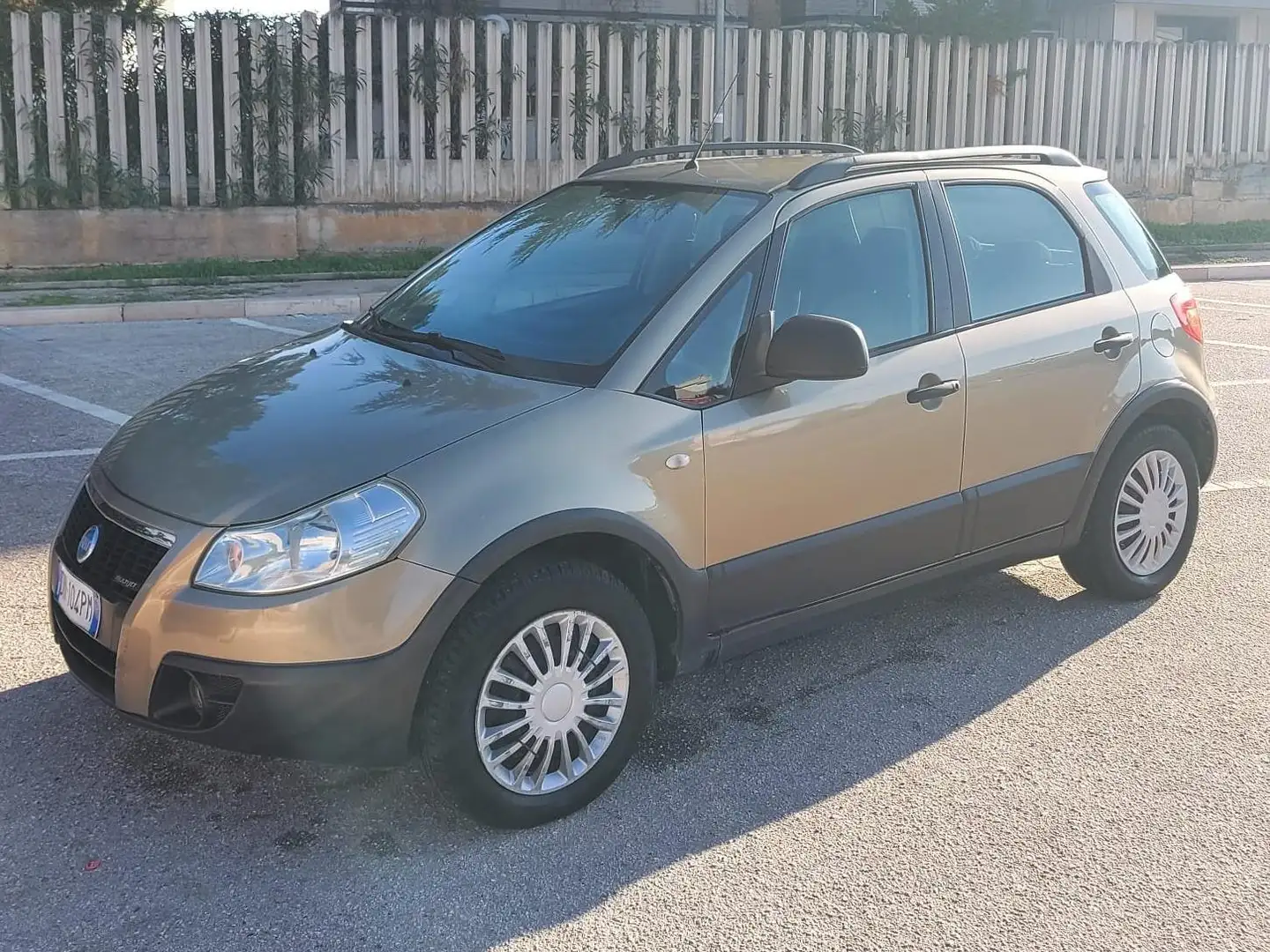 Fiat Sedici Sedici 1.9 mjt Emotion 4x4 120cv Bej - 1