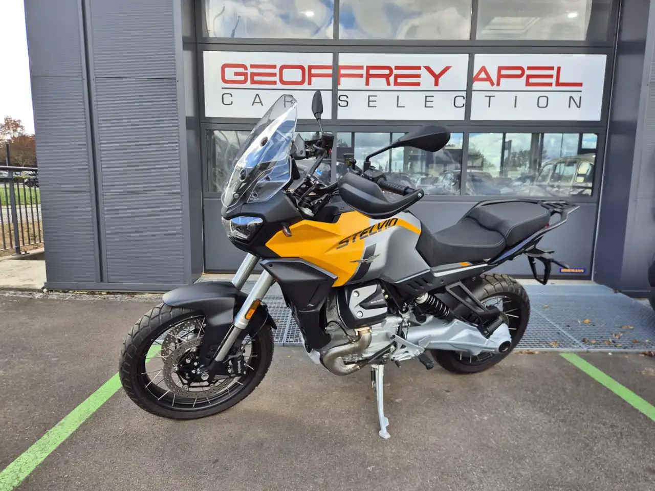 Moto Guzzi Stelvio