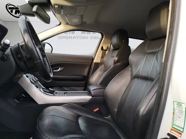 Land Rover Range Rover Evoque view 9