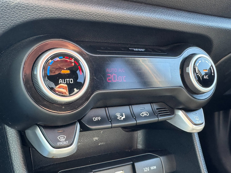 Kia Picanto 1.0 CVVT Design Edition | All Season | Climate Con — photo 21