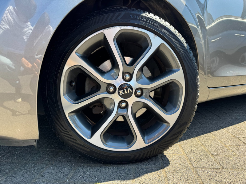 Kia Picanto 1.0 CVVT Design Edition | All Season | Climate Con — photo 6
