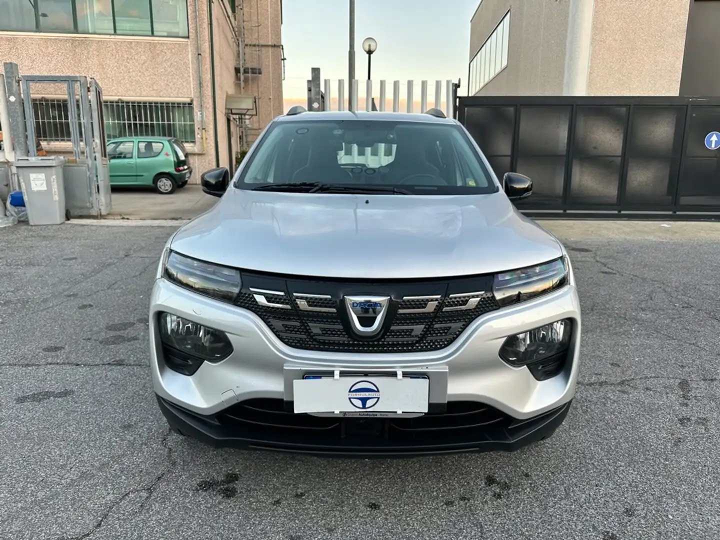 Dacia Spring Comfort Electric 45 Grau - 2