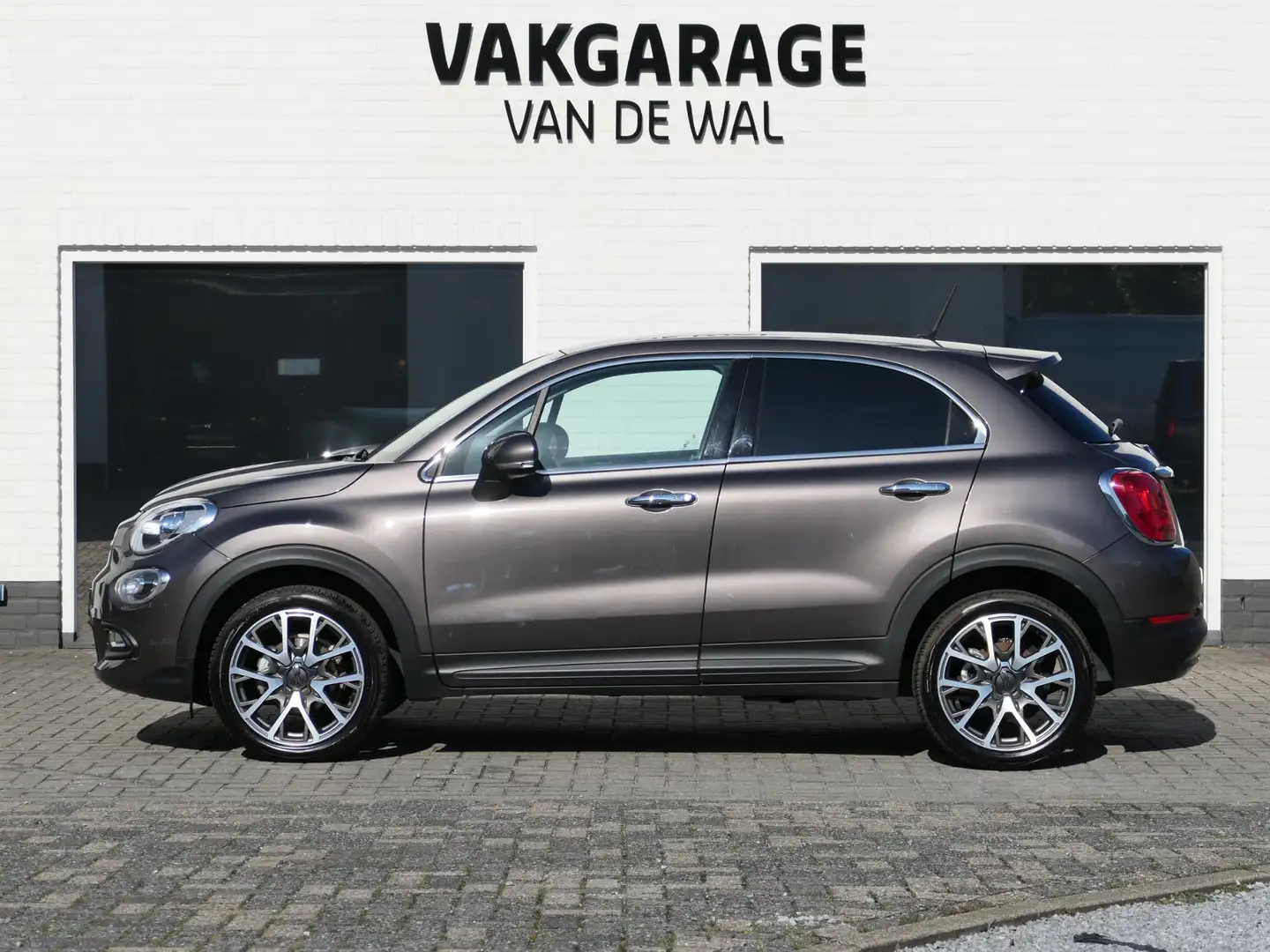 Fiat 500X 1.4 Turbo MultiAir Lounge | Navigatie | Trekhaak | Brun - 2