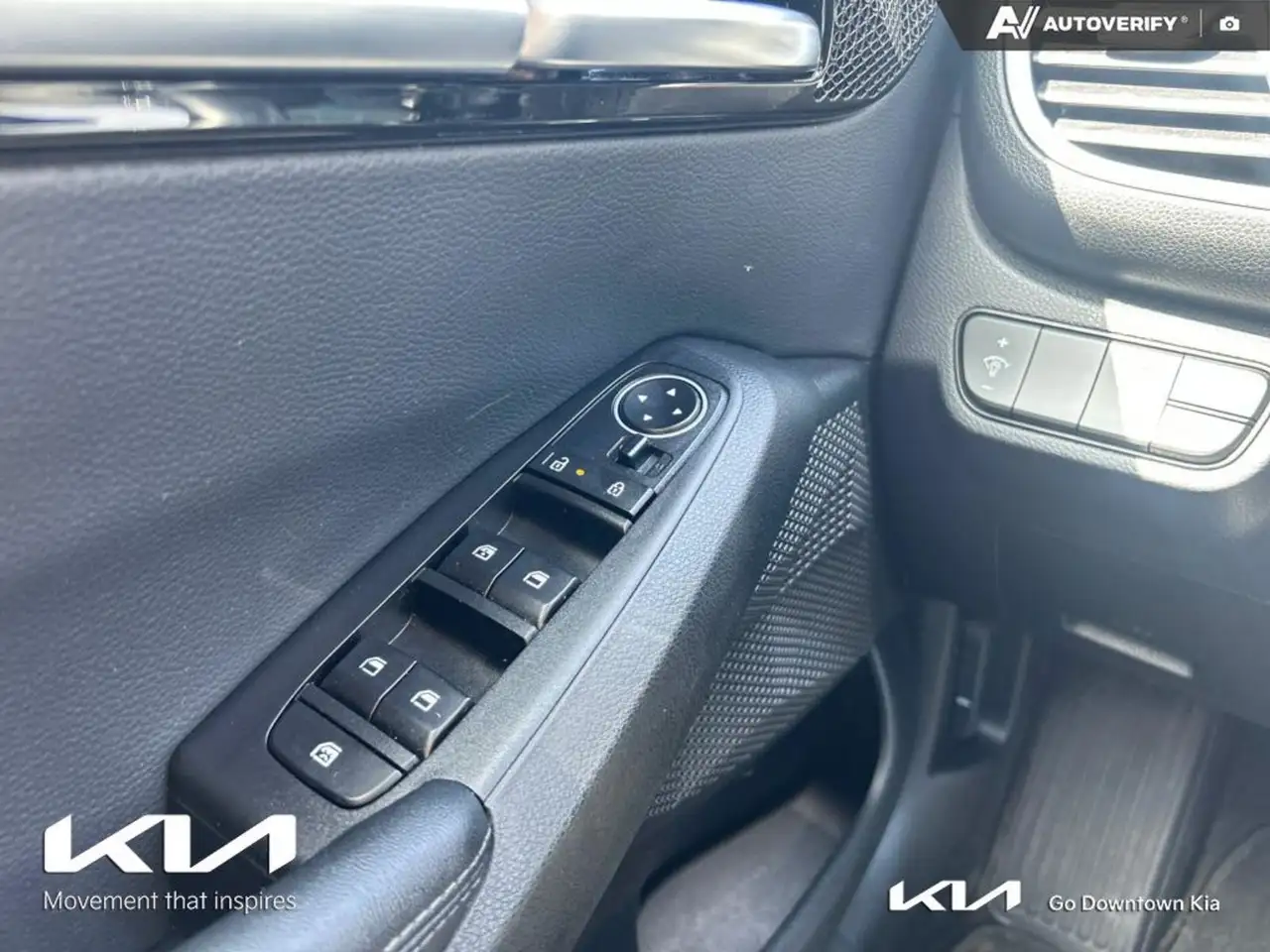 Kia Seltos снимка Kia Seltos